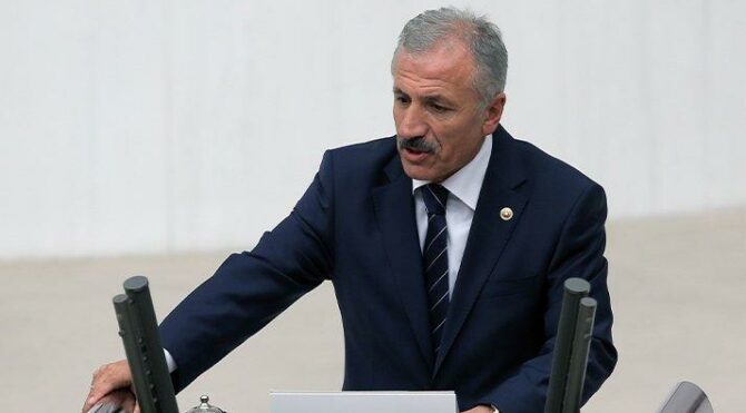 Vedat Bayram: Zemin bakımı teşkilata yaptırılmalı…