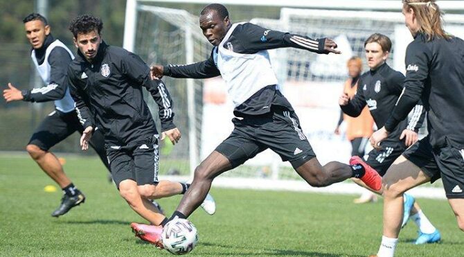 Vincent Aboubakar: Bu sene şampiyon olmamız lazım