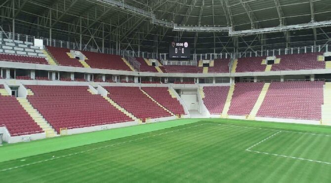 Yeni stadyum Fenerbahçe ile yapılacak özel maçla açılacak