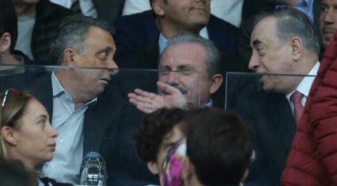 Ahmet Nur Çebi’den Mustafa Cengiz’e yanıt: ‘Mesajıma cevap vermedi’