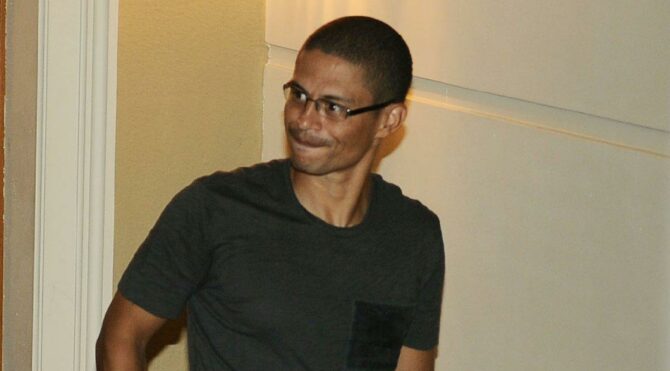 Alex de Souza’dan iki yıllık imza… ‘Hayalleri olan çocuklara yardım etmek için geri geliyorum’