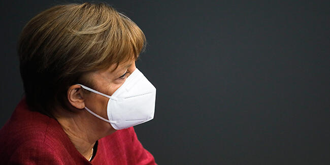 Almanya Başbakanı Merkel, birçok ülkenin kullanımını durdurduğu AstraZeneca aşısı oldu