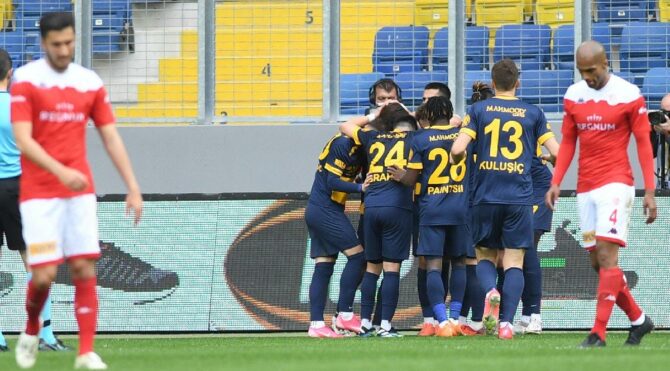 Ankaragücü’nde var bir Hikmet! Antalyaspor’u da devirdi…