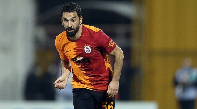 Arda Turan: Fatih Hoca gecesini gündüzünü buraya veren biri