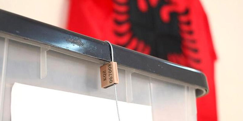 Arnavutluk'taki genel seçimde oy kullanma sona erdi
