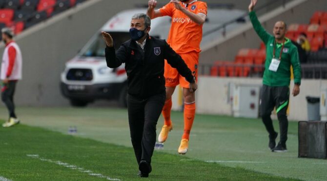 Aykut Kocaman’dan Demba Ba yorumu: ‘Kötülükle dolu, saçmalık ve aptalca…’