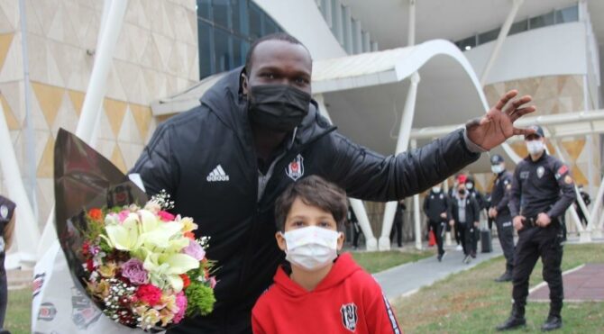 Beşiktaş’ı Sivas’ta taraftarı karşıladı