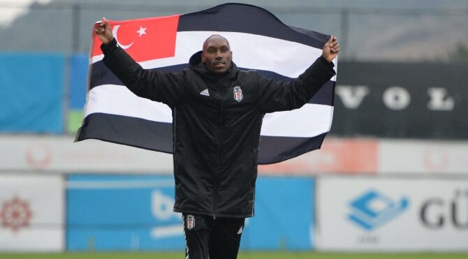 Beşiktaş’ın 38’lik delikanlısı Atiba Hutchinson: ‘Boğaz’ın en yaratıcısı’