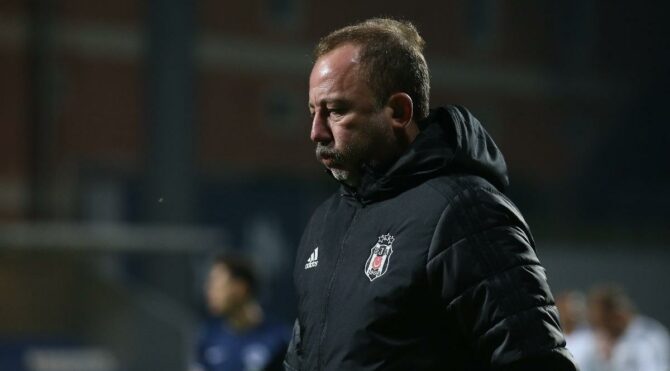 Beşiktaş’ta Sergen Yalçın’dan Halil Umut Meler sözleri: ‘Futbol tarihinde ilk’