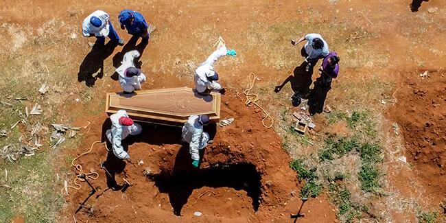 Brezilya'da koronadan son 24 saatte 3 bin 305 kişi hayatını kaybetti