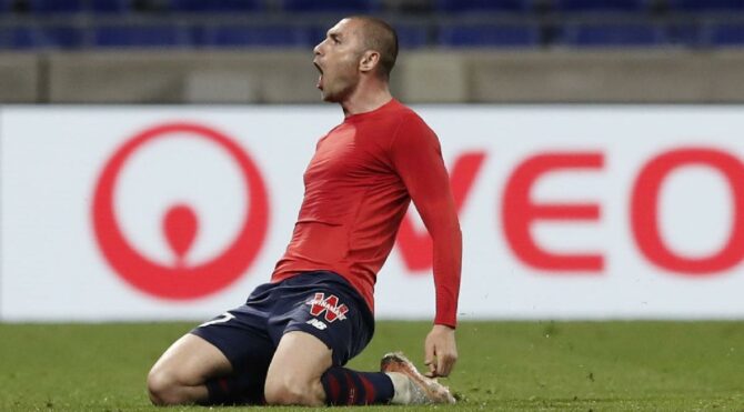Burak Yılmaz, Fransa manşetlerinde