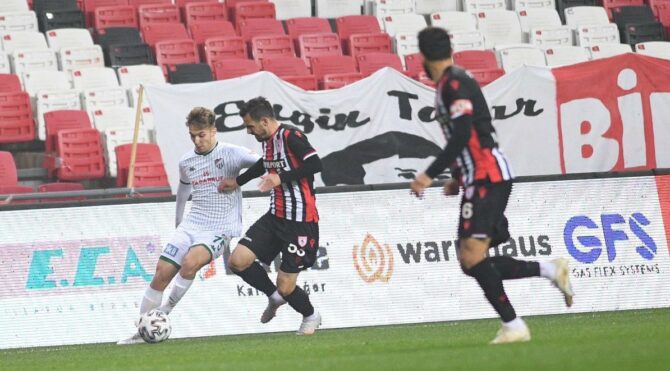 Bursaspor’un kabusu sürüyor