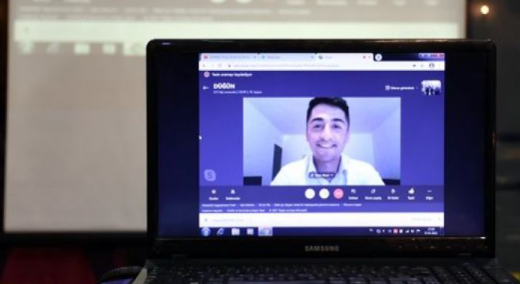 Damat düğüne online katıldı
