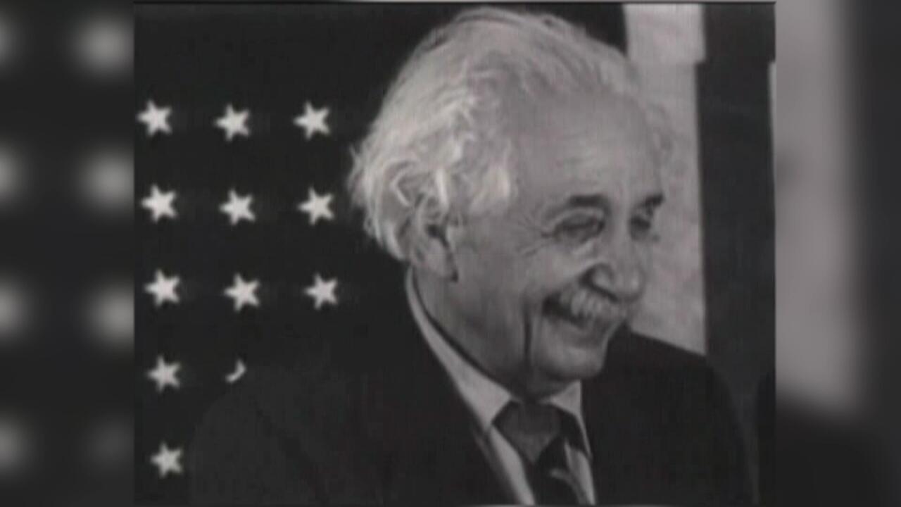 Einstein dijitalle hayata döndü!