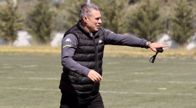 Ersun Yanal’ın canı sıkkın… 10’a çıktı