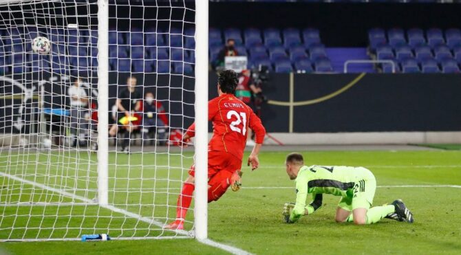 Eski Fenerbahçeli Eljif Elmas, Almanya’yı yıktı!