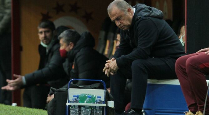 Fatih Terim’den isyan: ‘Kızıyorum, kazansak bambaşka yerlere gelecekti’
