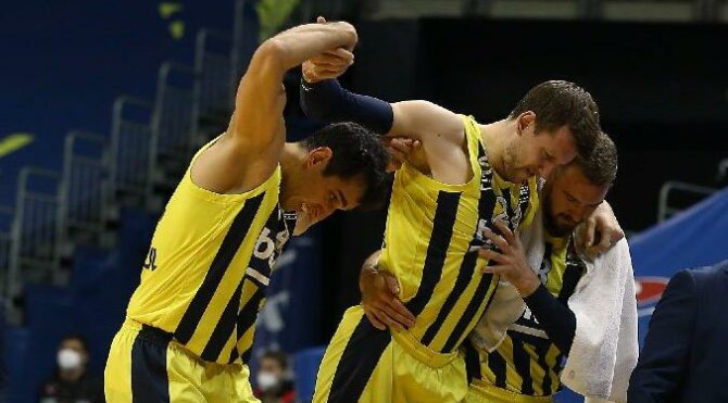 Fenerbahçe’den Vesely ve De Colo açıklaması
