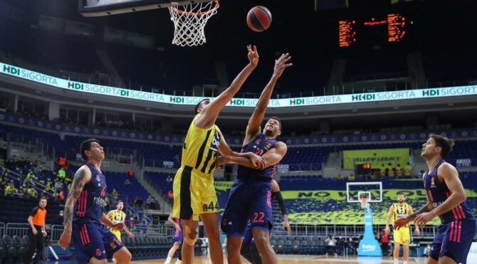 Fenerbahçe, Real Madrid’e yenilerek ilk 4’ü kaçırdı!