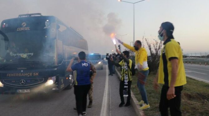 Fenerbahçe’ye Malatya’da coşkulu karşılama! İşte maç kadrosu…