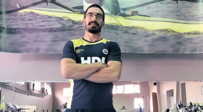 Fenerbahçeli kürekçi Onat Kazaklı: ‘Annemle birlikte ağladık’