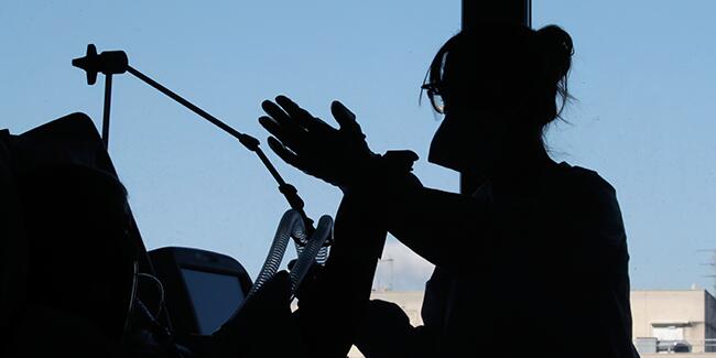 Fransa'da son 24 saatte 36 bin 442 korona vakası tespit edildi