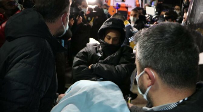 Futbol dünyasından Cenk Tosun’a geçmiş olsun mesajı