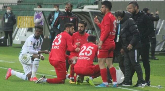Futbolcuların oruç tutması sağlıklı mı? Zararları neler?