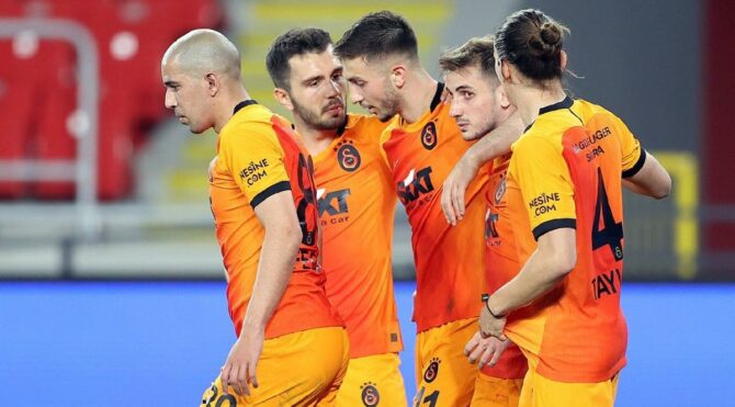 Galatasaray’da gençlik aşısı