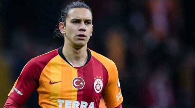 Galatasaray’ın milli yıldızı Taylan Antalyalı’dan vefalı hareket