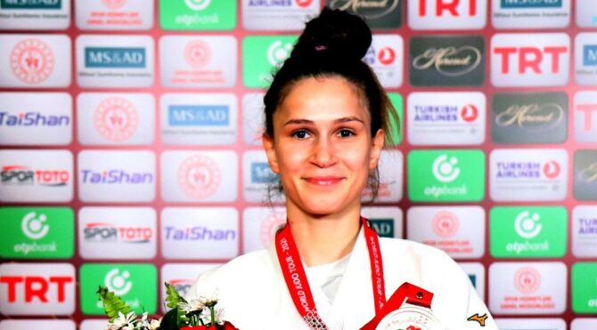 Gül Kader Şentürk: Şampiyon rakibimi yenince ‘Ben de yapabilirim’ dedim