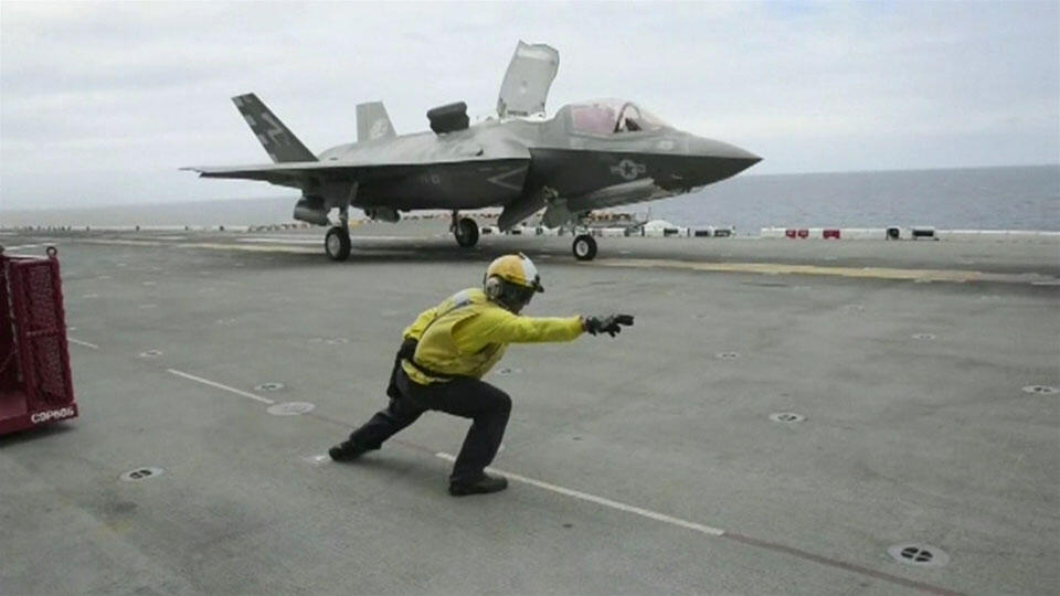 Hollanda F-35'leri yere indirdi