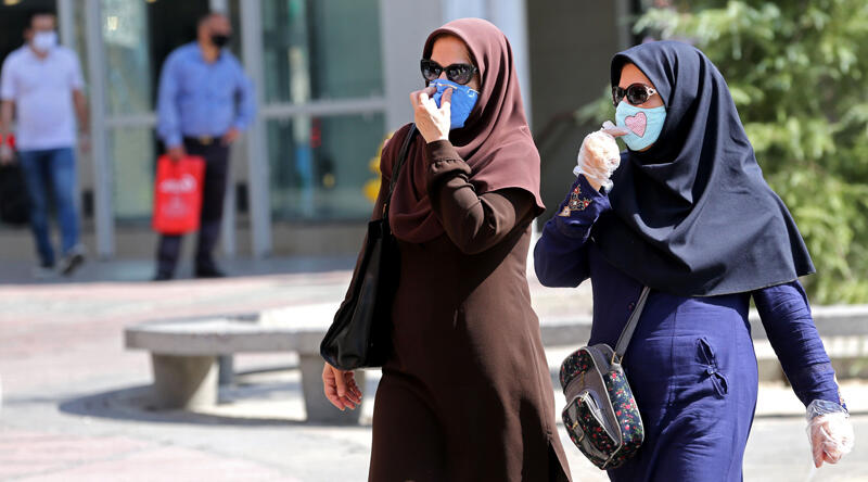 İran'da son 24 saatte COVID-19'dan 274 kişi hayatını kaybetti
