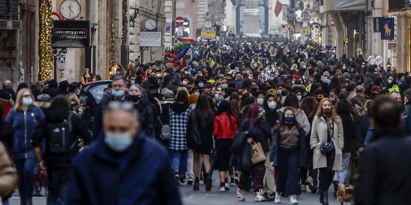 İtalya'da son 24 saatte 16 bin 974 Kovid-19 vakası kaydedildi