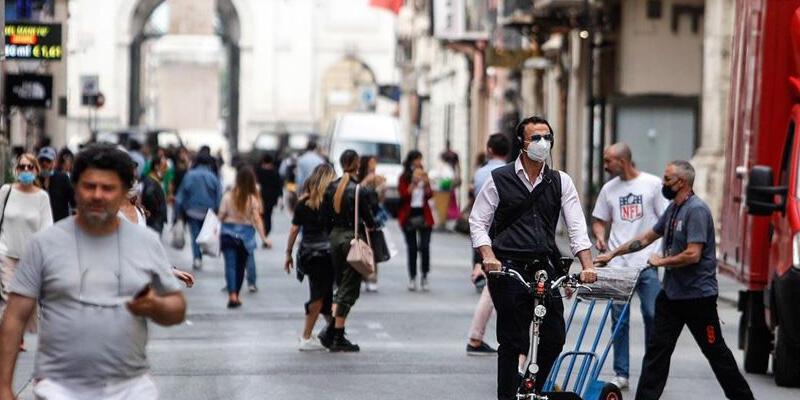 İtalya'da son 24 saatte 501 kişi Kovid-19'dan hayatını kaybetti