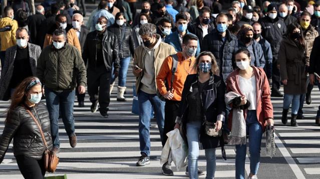 Koronavirüsü atlatan kişilerle ilgili antikor araştırması: Ev kadınlarını 3 ay, doktorları 9 ay koruyor