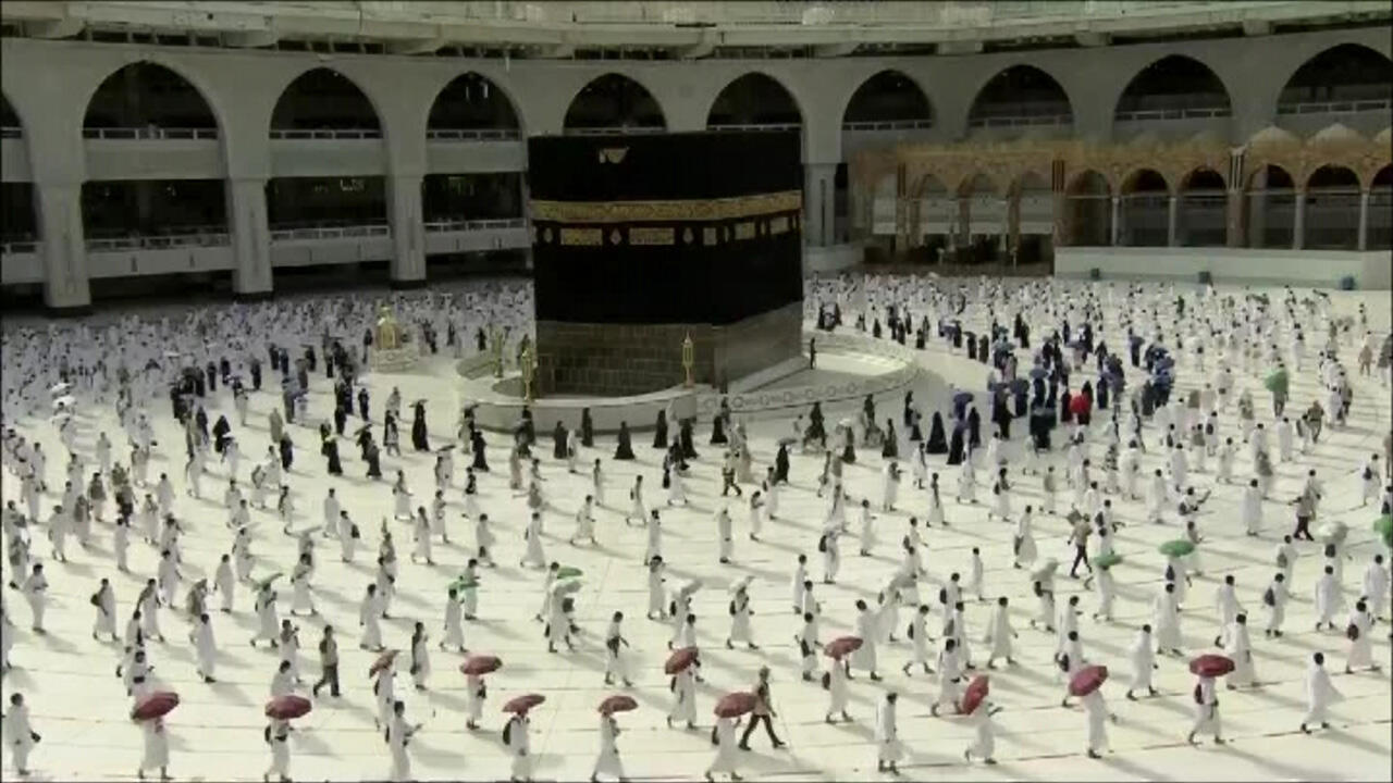 Mescid-i Haram ve Mescid-i Nebevi’de teravih 10 rekat kılınacak