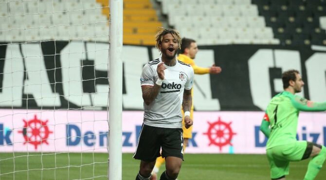 Rosier: Taraftarlarımızdan özür diliyoruz