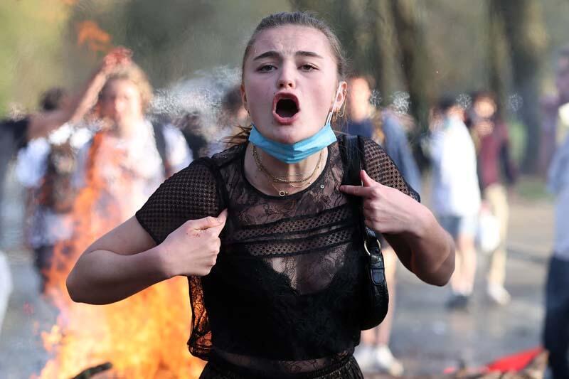 Şaka gerçeğe dönünce polis müdahale etti