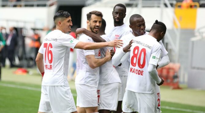 Sivasspor Süper Lig’de tek