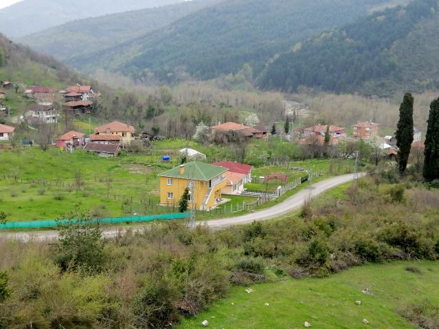 Tamir için gelen su tesisatçısı, köye virüs bulaştırdı