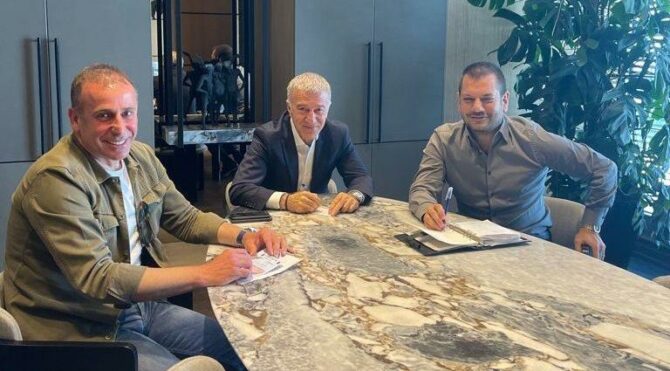 Trabzonspor’da transfer zirvesi