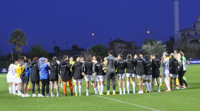 Turkcell Kadın Futbol Ligi’nde çeyrek finalistler belli oldu