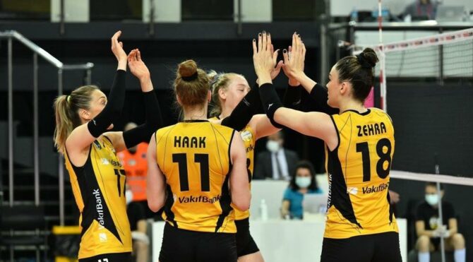 VakfıBank final serisinde durumu 2-0’a getirdi