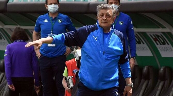 Yılmaz Vural: Fenerbahçe maçına odaklanmalıyız