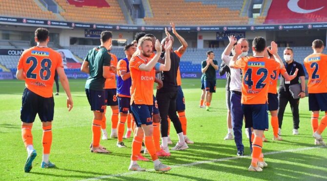 Başakşehir ‘Yaşam mücadelesi’ni kazandı