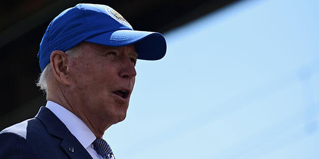 Biden, Meksika sınırında ordunun fonladığı duvar projelerini iptal etti