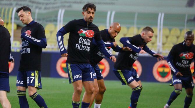 Fenerbahçe’de İrfan Can Kahveci şoku! Maça devam edemedi…