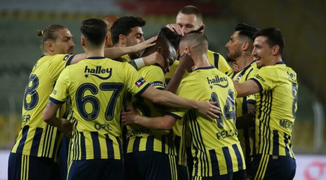 Fenerbahçe Erzurumspor’u 14 dakikada devirdi, ‘yarış bitmedi’ dedi: 3-1