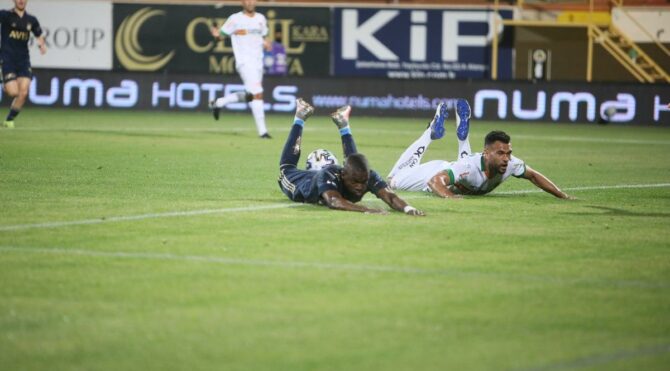 Fenerbahçe’nin kural hatası başvurusu sonrası TFF kararını verdi